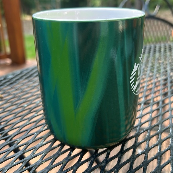 Starbucks Green Marble Siren 25 oz Ceramic Mug 2022 - Picture 2 of 7